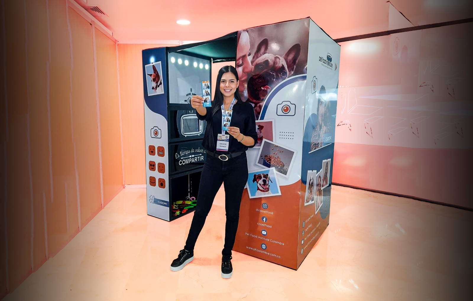 Cabina Extreme — La fotocabina cerrada de siempre, con cortina.